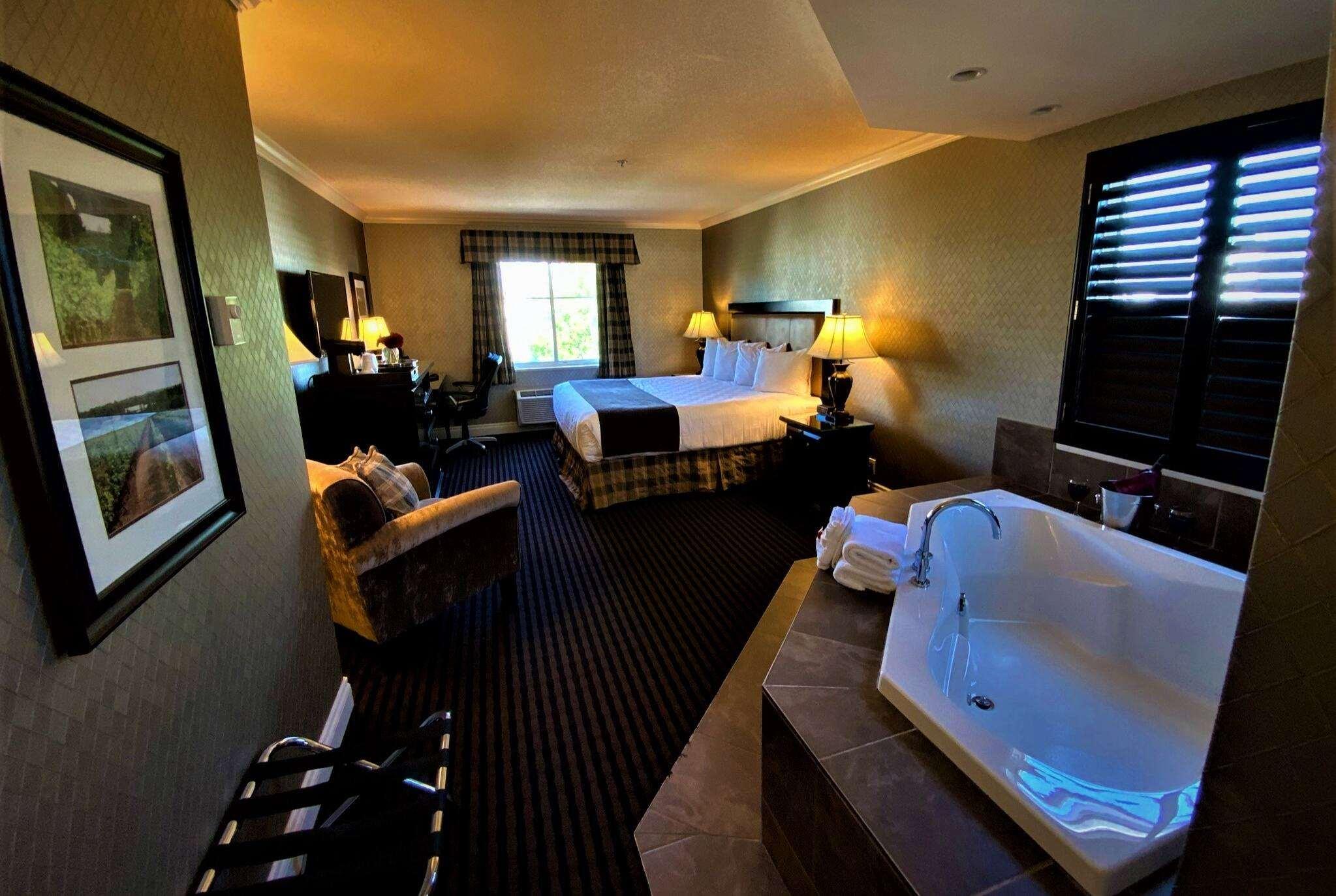 Hotel Ramada By Wyndham Surrey/langley Surrey